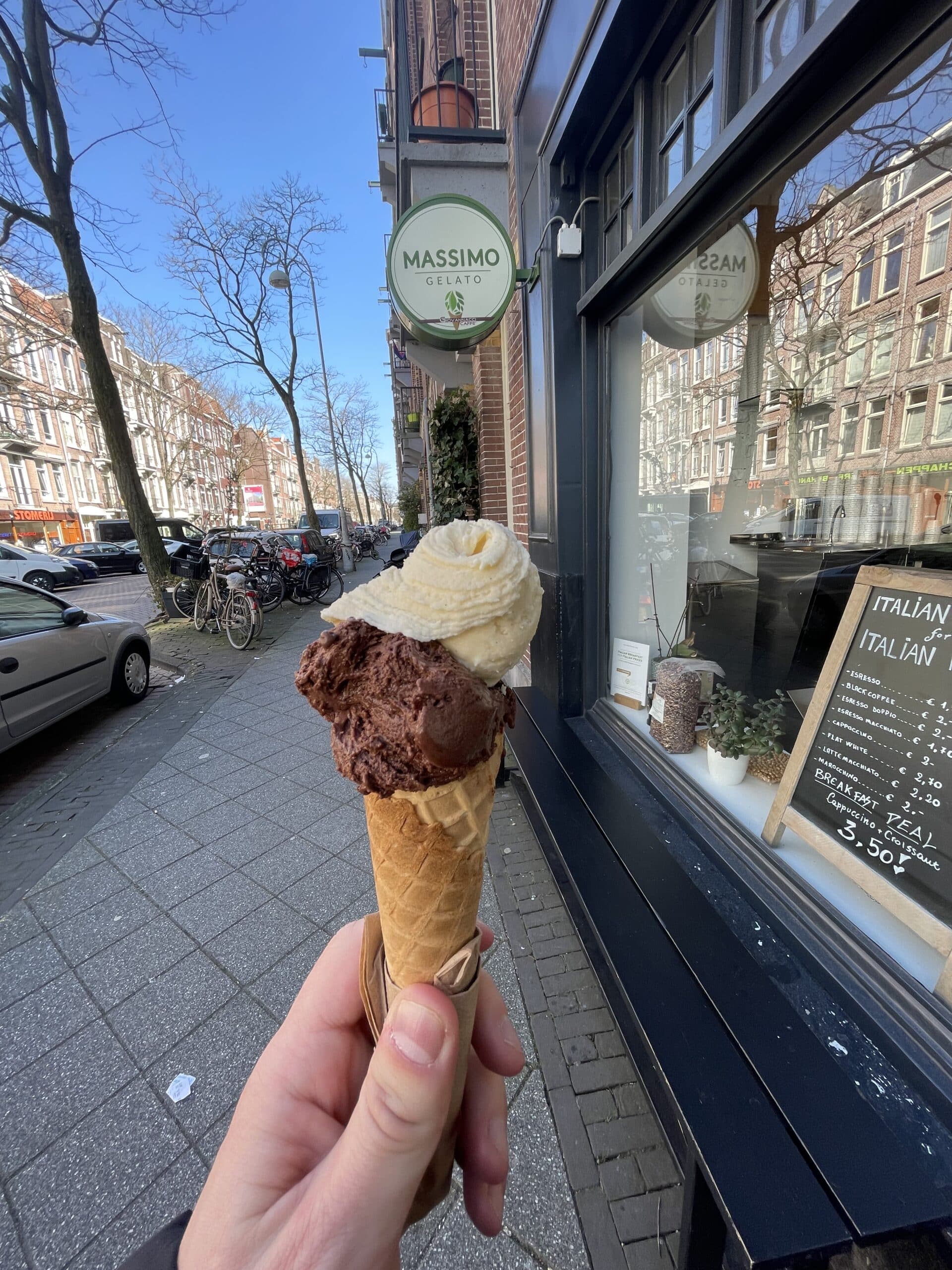 Hier haal je het beste ijs van Amsterdam afbeelding